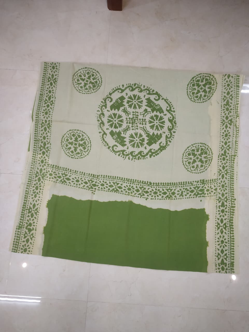 Prabanja Pickle Green Plain Sungudi Cotton Saree - Image 3