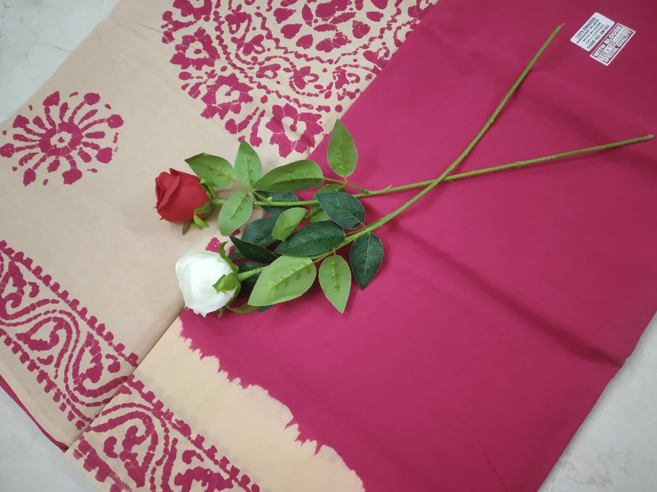 Prabanja Subtle Leaf Border Plain Sungudi Cotton Saree - Image 4