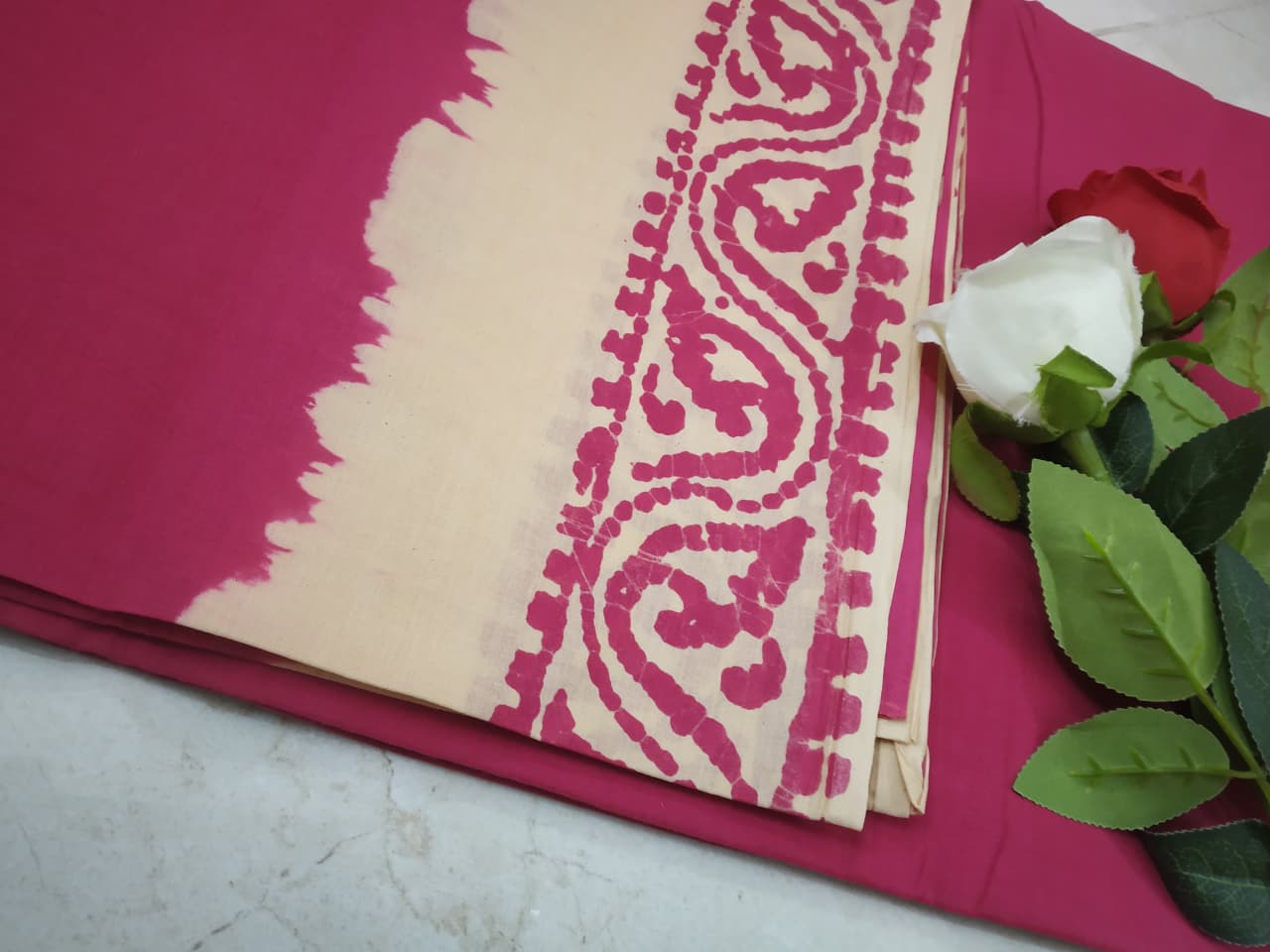 Prabanja Subtle Leaf Border Plain Sungudi Cotton Saree - Image 3